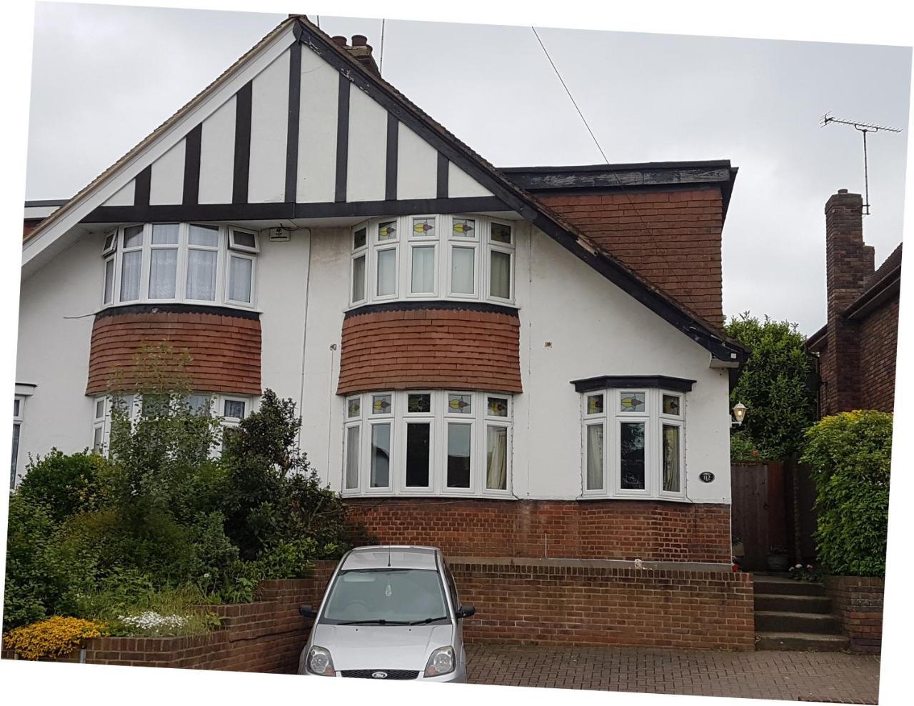 Private Rooms Just 19 Minutes From Central London Northfleet Zewnętrze zdjęcie